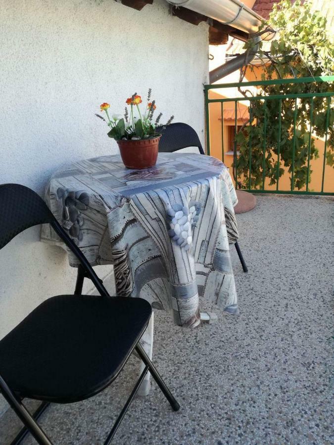 Apartmani Vodice Bagian luar foto